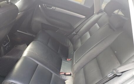 Audi A6, 2011 год, 1 280 000 рублей, 10 фотография