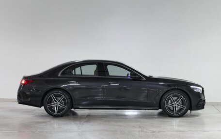 Mercedes-Benz E-Класс, 2025 год, 8 300 000 рублей, 6 фотография