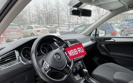 Volkswagen Tiguan II, 2018 год, 2 200 000 рублей, 7 фотография