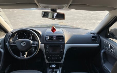Skoda Yeti I рестайлинг, 2011 год, 1 100 000 рублей, 8 фотография