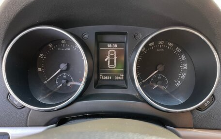 Skoda Yeti I рестайлинг, 2011 год, 1 100 000 рублей, 12 фотография
