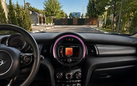 MINI Hatch, 2020 год, 1 870 000 рублей, 6 фотография