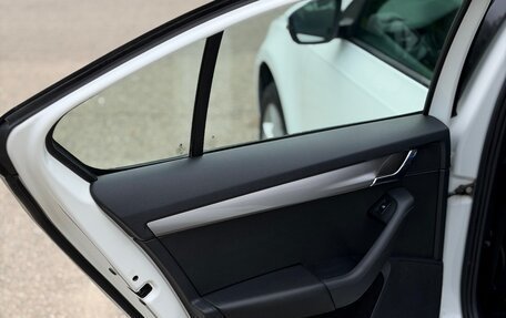 Skoda Octavia, 2018 год, 1 050 000 рублей, 17 фотография