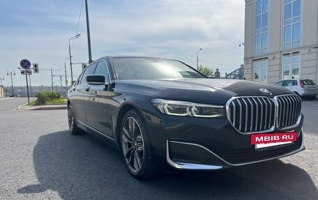 BMW 7 серия, 2019 год, 5 850 000 рублей, 2 фотография