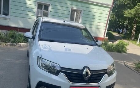 Renault Logan II, 2020 год, 1 100 000 рублей, 1 фотография