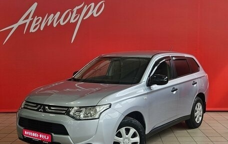 Mitsubishi Outlander III рестайлинг 3, 2013 год, 1 335 000 рублей, 1 фотография