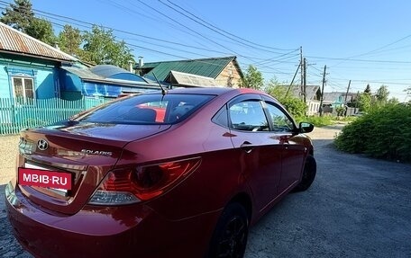 Hyundai Solaris II рестайлинг, 2011 год, 700 000 рублей, 4 фотография