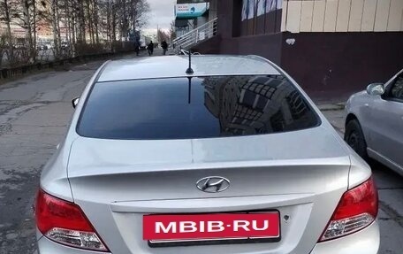 Hyundai Solaris II рестайлинг, 2011 год, 650 000 рублей, 5 фотография