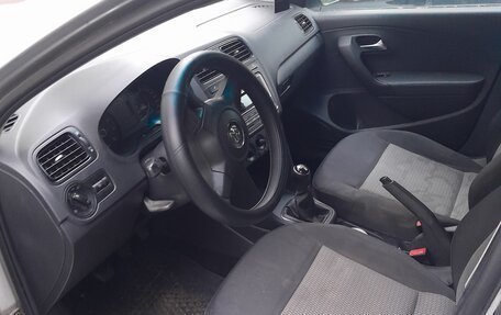 Volkswagen Polo VI (EU Market), 2013 год, 700 000 рублей, 7 фотография