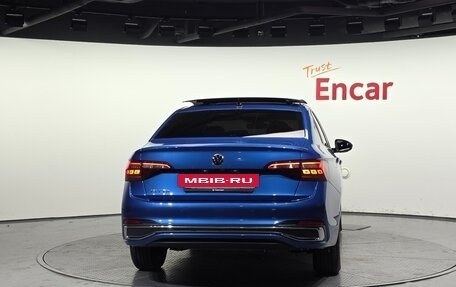 Volkswagen Jetta VII, 2024 год, 2 050 000 рублей, 4 фотография