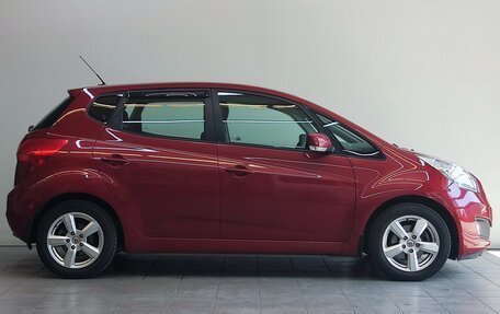 KIA Venga I, 2013 год, 900 000 рублей, 4 фотография