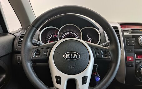 KIA Venga I, 2013 год, 900 000 рублей, 10 фотография