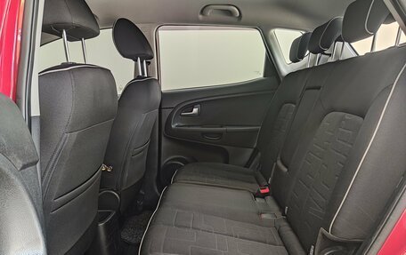 KIA Venga I, 2013 год, 900 000 рублей, 17 фотография