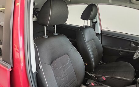 KIA Venga I, 2013 год, 900 000 рублей, 21 фотография