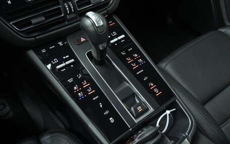 Porsche Macan I рестайлинг, 2024 год, 7 320 000 рублей, 9 фотография