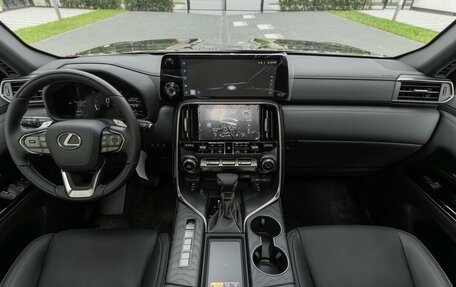 Lexus LX, 2026 год, 17 400 000 рублей, 28 фотография