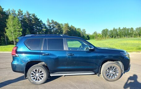 Toyota Land Cruiser Prado 150 рестайлинг 2, 2017 год, 4 100 000 рублей, 7 фотография