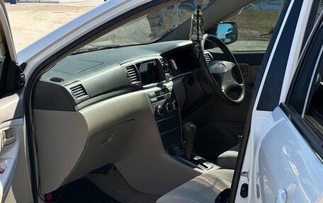 Toyota Corolla, 2004 год, 685 000 рублей, 8 фотография