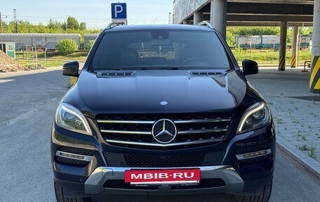 Mercedes-Benz M-Класс, 2015 год, 2 490 000 рублей, 3 фотография