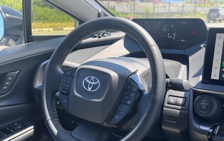 Toyota Prius IV XW50, 2025 год, 4 340 000 рублей, 7 фотография