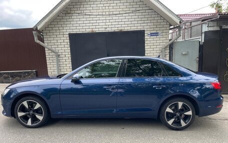 Audi A4, 2017 год, 2 400 000 рублей, 7 фотография