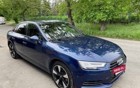 Audi A4, 2017 год, 2 400 000 рублей, 3 фотография