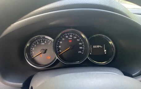 Renault Logan II, 2020 год, 1 100 000 рублей, 6 фотография