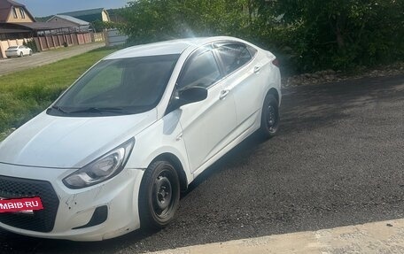 Hyundai Solaris II рестайлинг, 2013 год, 480 000 рублей, 9 фотография