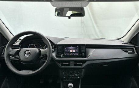 Skoda Rapid II, 2021 год, 1 515 000 рублей, 13 фотография
