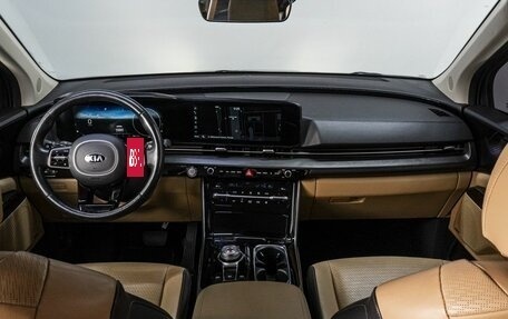 KIA Carnival, 2021 год, 4 400 000 рублей, 22 фотография