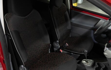 Peugeot 107 I рестайлинг, 2010 год, 649 000 рублей, 16 фотография