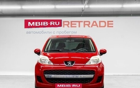 Peugeot 107 I рестайлинг, 2010 год, 649 000 рублей, 3 фотография