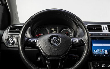 Volkswagen Polo VI (EU Market), 2017 год, 1 230 000 рублей, 18 фотография