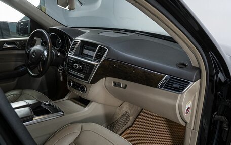 Mercedes-Benz M-Класс, 2012 год, 1 990 000 рублей, 16 фотография