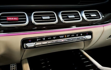Mercedes-Benz GLS, 2023 год, 16 000 000 рублей, 30 фотография
