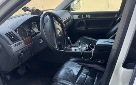 Volkswagen Touareg III, 2009 год, 829 000 рублей, 8 фотография