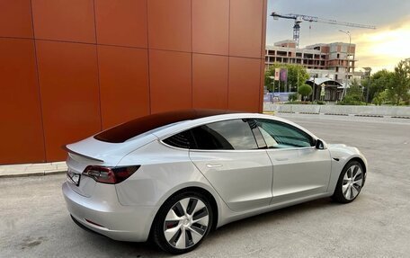 Tesla Model 3 I, 2018 год, 3 111 113 рублей, 3 фотография
