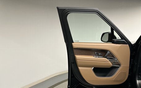 Land Rover Range Rover IV рестайлинг, 2024 год, 14 990 000 рублей, 8 фотография