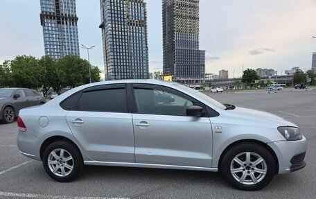 Volkswagen Polo VI (EU Market), 2013 год, 600 000 рублей, 2 фотография