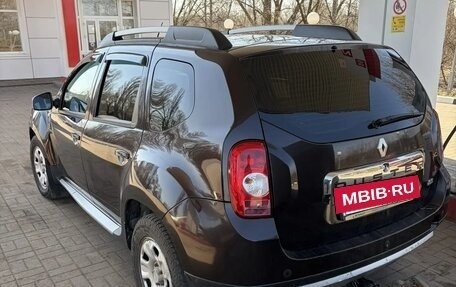 Renault Duster I рестайлинг, 2015 год, 1 000 000 рублей, 5 фотография