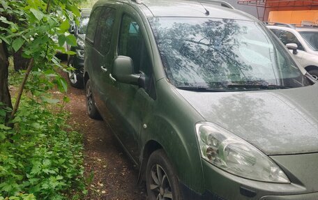 Peugeot Partner II рестайлинг 2, 2010 год, 600 000 рублей, 2 фотография