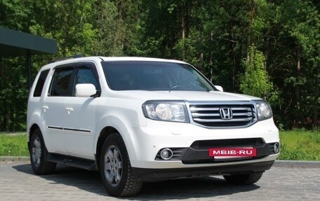 Honda Pilot III рестайлинг, 2012 год, 2 200 000 рублей, 5 фотография