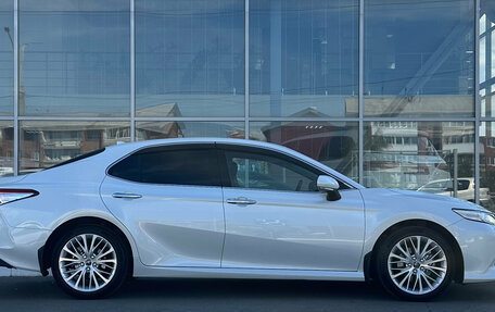 Toyota Camry, 2018 год, 2 690 000 рублей, 6 фотография