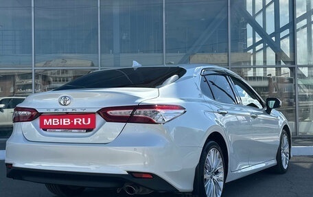 Toyota Camry, 2018 год, 2 690 000 рублей, 7 фотография