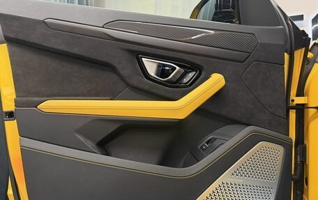 Lamborghini Urus I, 2022 год, 27 994 000 рублей, 12 фотография