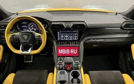 Lamborghini Urus I, 2022 год, 27 994 000 рублей, 20 фотография