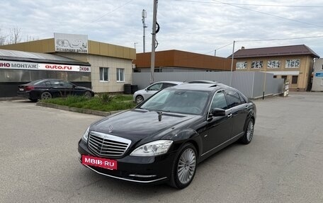 Mercedes-Benz S-Класс, 2011 год, 1 600 000 рублей, 2 фотография