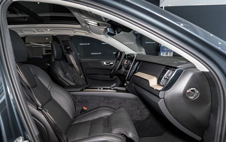 Volvo XC60 II, 2026 год, 9 900 000 рублей, 11 фотография