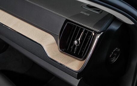 Volvo XC60 II, 2026 год, 9 900 000 рублей, 21 фотография