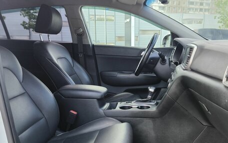 KIA Sportage IV рестайлинг, 2020 год, 2 075 000 рублей, 14 фотография